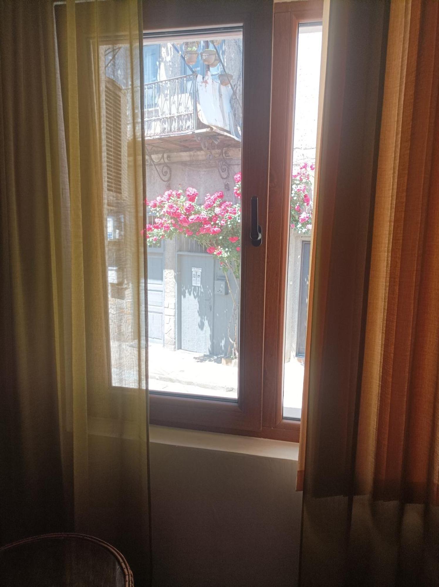 Cosy Apartments And Spectacular Rooms Fotiadis 大特尔诺沃 外观 照片